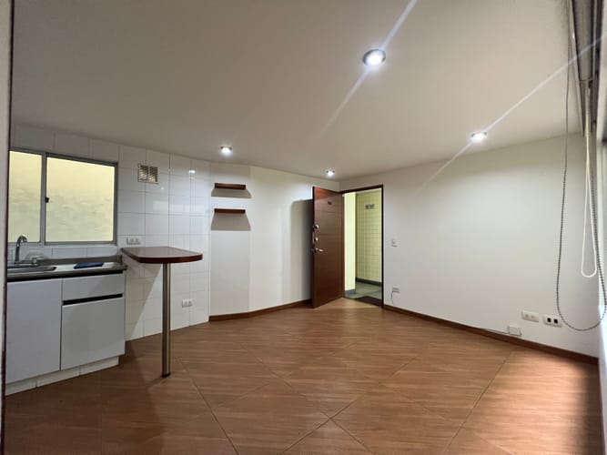 Apartamento de 1 alcoba en arriendo en Puente Largo, Bogotá, 54 m² · foto 3 de 12