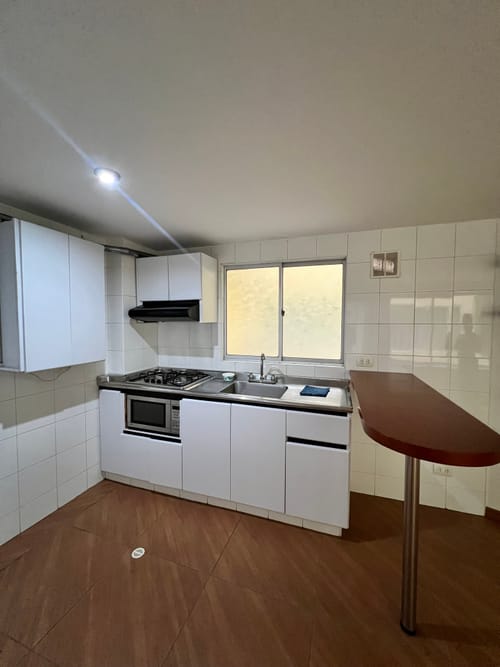 Apartamento de 1 alcoba en arriendo en Puente Largo, Bogotá, 54 m² · foto 5 de 12