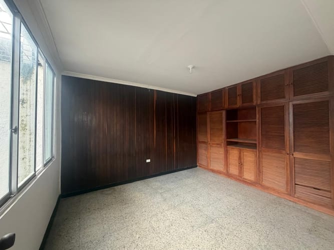 Casa de 7 alcobas en arriendo en Cabecera Del Llano, Bucaramanga, 520 m² · foto 17 de 19