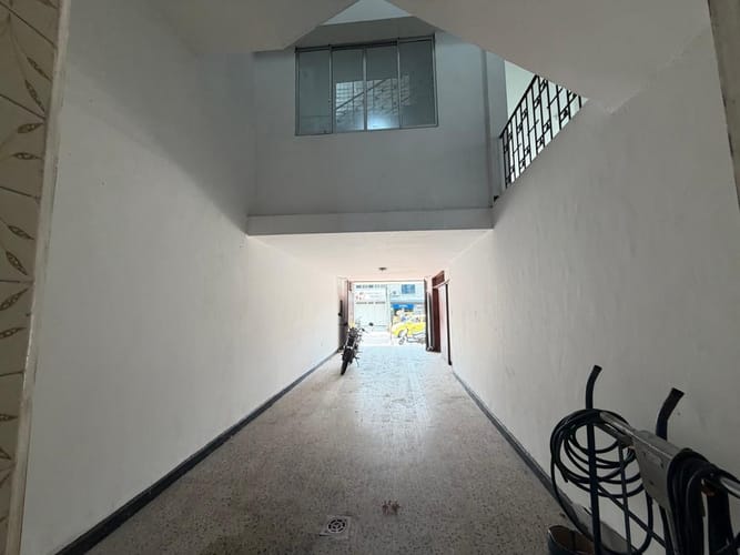 Casa de 7 alcobas en arriendo en Cabecera Del Llano, Bucaramanga, 520 m² · foto 10 de 19