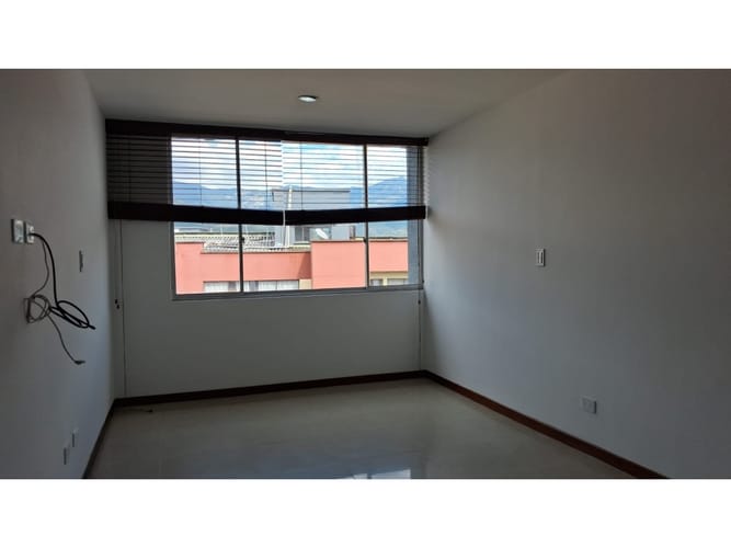 Apartamento de 2 alcobas en arriendo en Unidad Residencial Coomeva, Armenia, 100 m² · foto 3 de 17