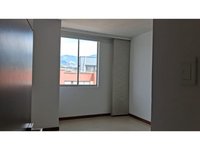 Apartamento de 2 alcobas en arriendo en Unidad Residencial Coomeva, Armenia, 100 m² · foto 6 de 17