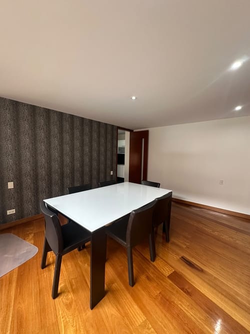 Apartamento de 2 alcobas en arriendo en Altos De Bella Suiza, Bogotá, 156 m² · foto 4 de 20