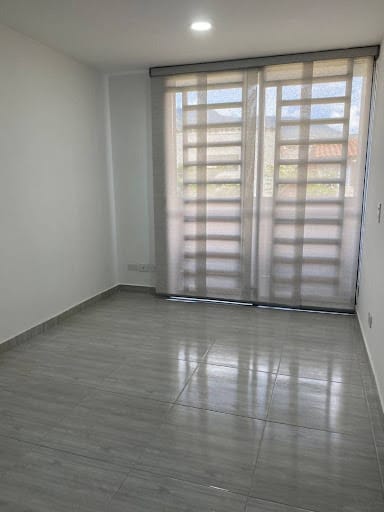 Apartamento de 3 alcobas en arriendo en Niquia, Bello, 56 m² · foto 4 de 23