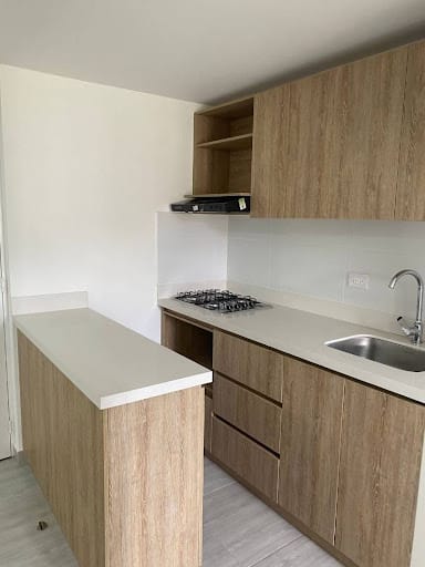 Apartamento de 3 alcobas en arriendo en Niquia, Bello, 56 m² · foto 5 de 23