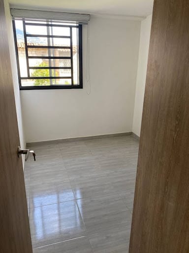 Apartamento de 3 alcobas en arriendo en Niquia, Bello, 56 m² · foto 14 de 23