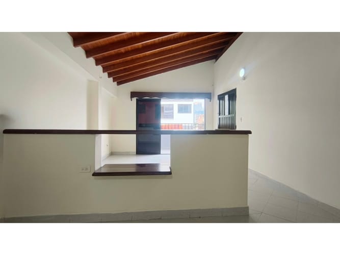 Casa de 3 alcobas en arriendo en Alcala, Envigado, 99 m² · foto 8 de 24