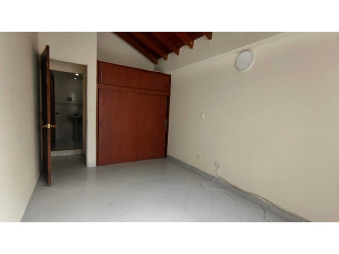 Casa de 3 alcobas en arriendo en Alcala, Envigado, 99 m² · foto 12 de 24