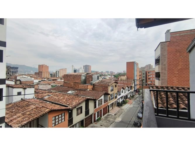 Casa de 3 alcobas en arriendo en Alcala, Envigado, 99 m² · foto 18 de 24