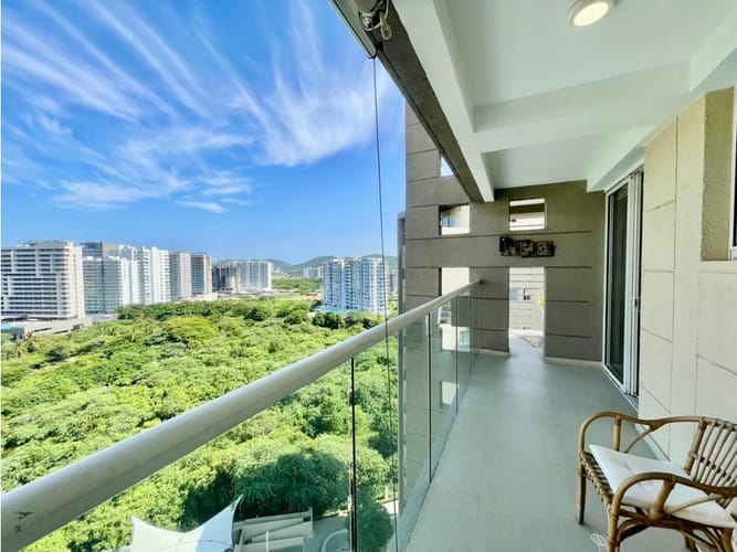 Apartamento de 3 alcobas en arriendo en Bello Horizonte, Santa Marta, 250 m² · foto 1 de 21