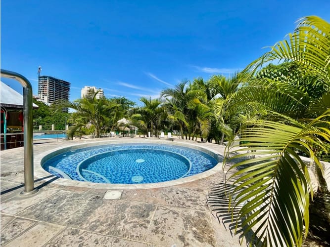 Apartamento de 3 alcobas en arriendo en Bello Horizonte, Santa Marta, 250 m² · foto 20 de 21