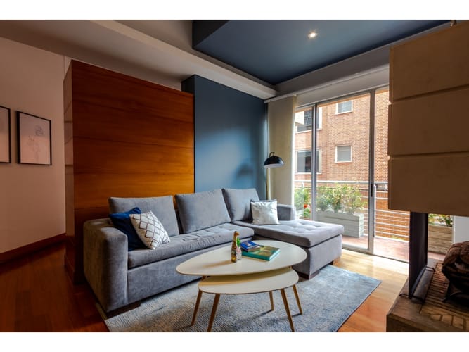 Apartaestudio en venta en Chico Norte, Bogotá, 54 m² · foto 2 de 17