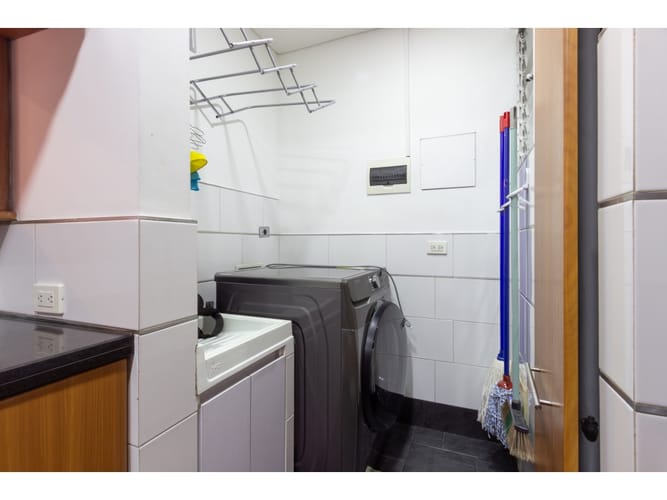 Apartaestudio en venta en Chico Norte, Bogotá, 54 m² · foto 9 de 17