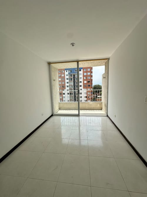 Apartamento de 3 alcobas en arriendo en Los Andes, Cali, 71 m² · foto 4 de 13
