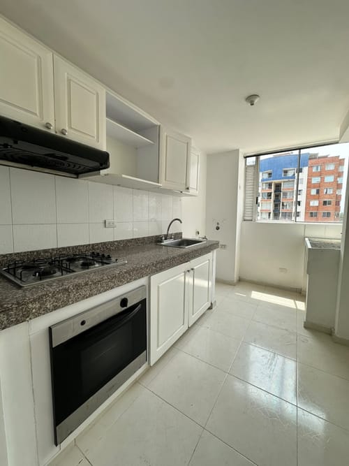 Apartamento de 3 alcobas en arriendo en Los Andes, Cali, 71 m² · foto 10 de 13