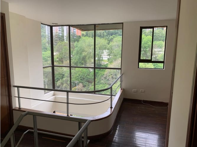Apartaestudio en arriendo en Los Balsos, Medellín, 46 m² · foto 6 de 10
