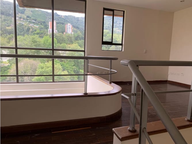 Apartaestudio en arriendo en Los Balsos, Medellín, 46 m² · foto 8 de 10