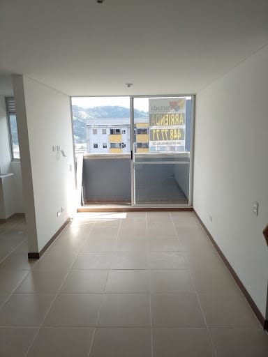 Apartamento de 2 alcobas en arriendo en Pueblo Viejo, La Estrella, 55 m² · foto 2 de 8