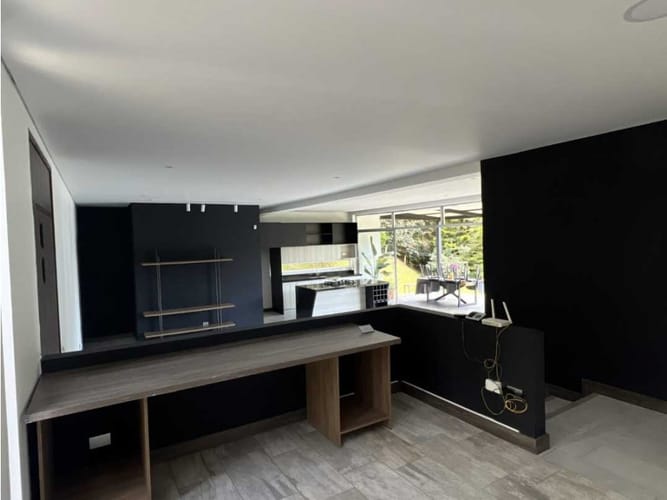 Casa de 3 alcobas en arriendo en San Jose, Guarne, 230 m² · foto 5 de 17