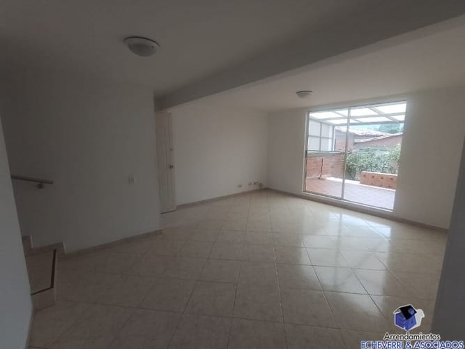Casa de 4 alcobas en arriendo en Belén, Medellín, 200 m² · foto 8 de 17
