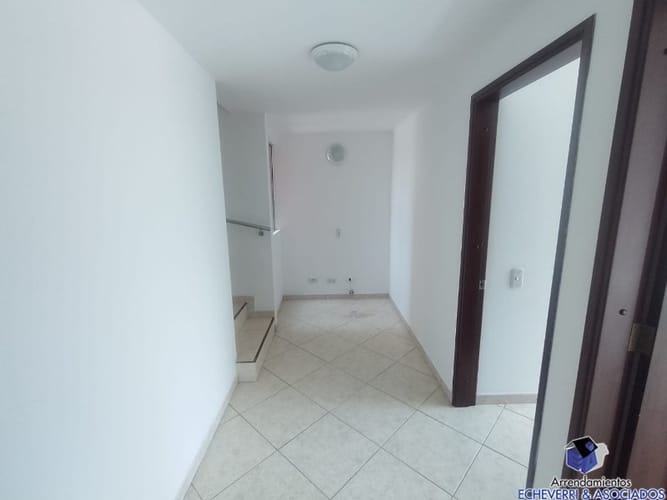Casa de 4 alcobas en arriendo en Belén, Medellín, 200 m² · foto 14 de 17