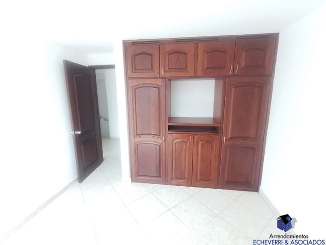 Casa de 4 alcobas en arriendo en Belén, Medellín, 200 m² · foto 15 de 17