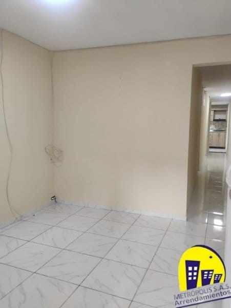 Casa de 1 alcoba en arriendo en Prado, Medellín, 45 m² · foto 5 de 14