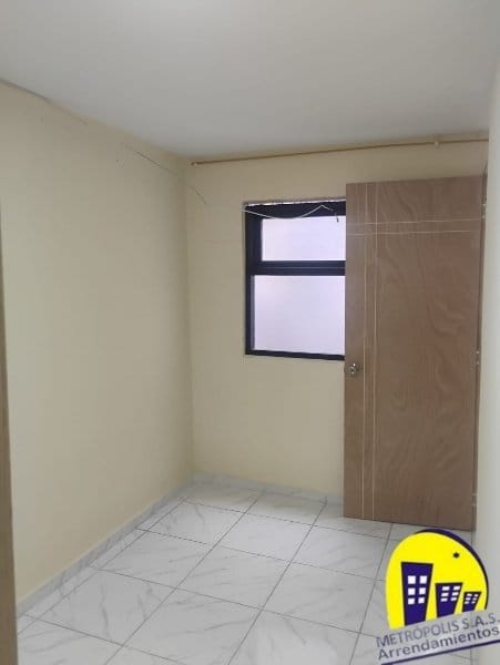 Casa de 1 alcoba en arriendo en Prado, Medellín, 45 m² · foto 8 de 14