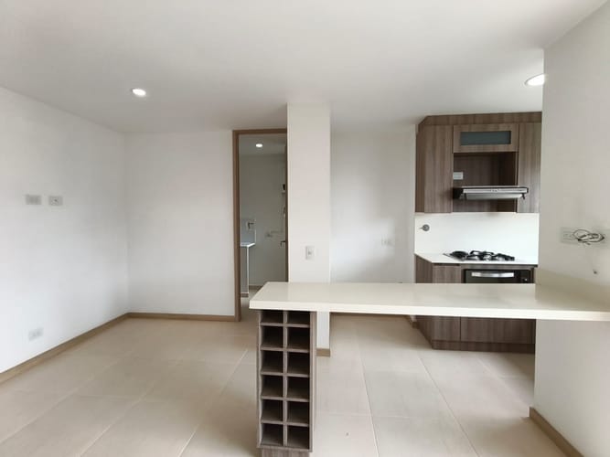 Apartamento de 2 alcobas en arriendo en El Porvenir, Rionegro, 66 m² · foto 3 de 14