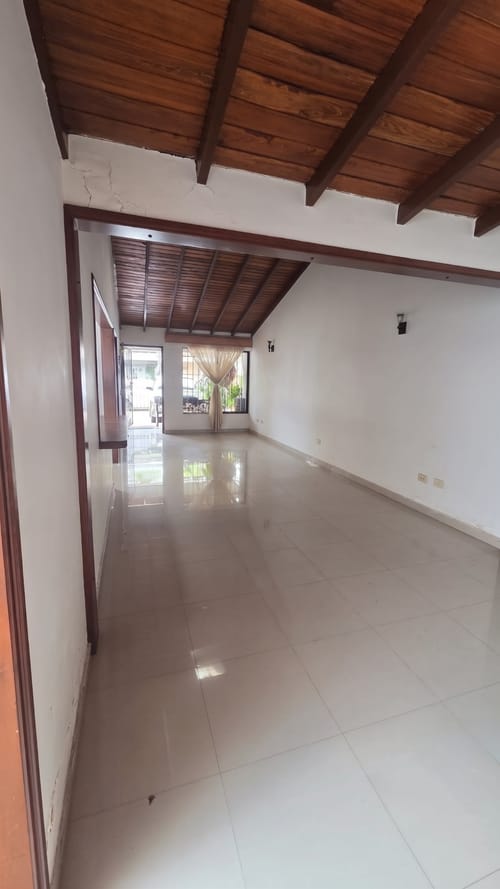 Casa de 3 alcobas en arriendo en Ciudad Capri, Cali, 90 m² · foto 2 de 12