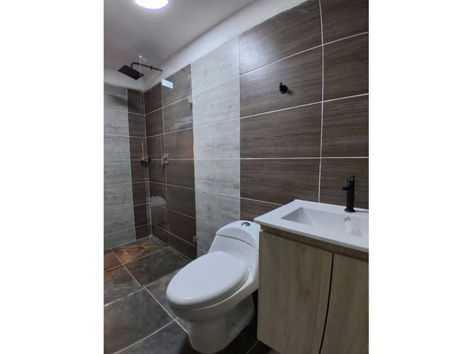 Apartamento de 4 alcobas en venta en Cabañitas, Bello, 220 m² · foto 6 de 23