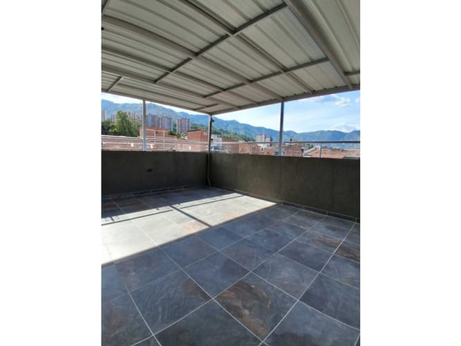 Apartamento de 4 alcobas en venta en Cabañitas, Bello, 220 m² · foto 9 de 23
