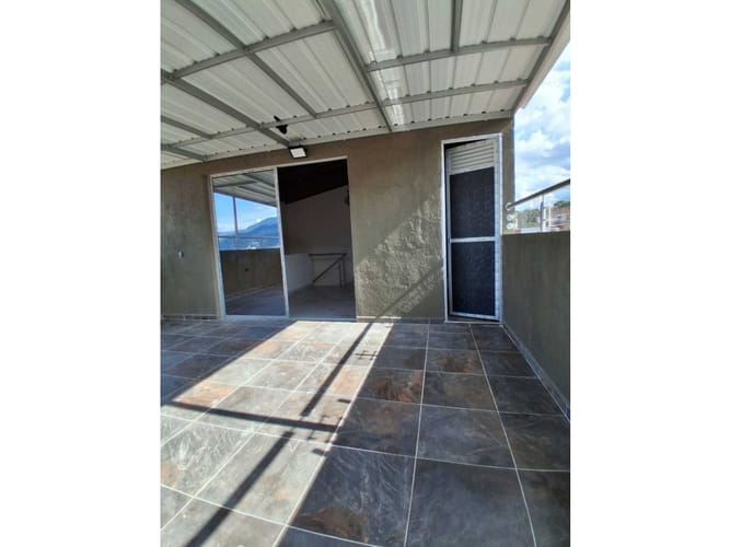 Apartamento de 4 alcobas en venta en Cabañitas, Bello, 220 m² · foto 10 de 23