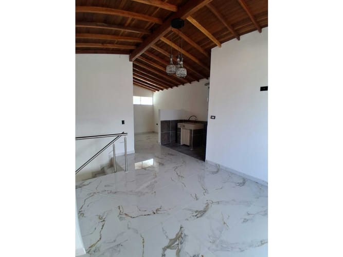 Apartamento de 4 alcobas en venta en Cabañitas, Bello, 220 m² · foto 12 de 23