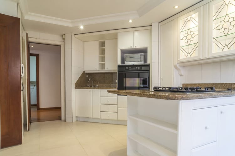 Apartamento de 3 alcobas en venta en La Cabrera, Bogotá, 220 m² · foto 7 de 24