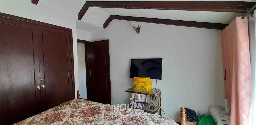 Casa de 4 alcobas en venta en Santa Barbara, Bogotá, 296 m² · foto 23 de 24