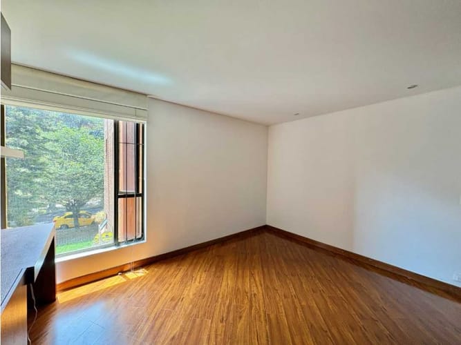 Apartamento de 3 alcobas en arriendo en Santa Barbara, Bogotá, 181 m² · foto 7 de 22