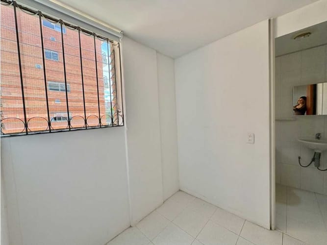 Apartamento de 3 alcobas en arriendo en Santa Barbara, Bogotá, 181 m² · foto 9 de 22