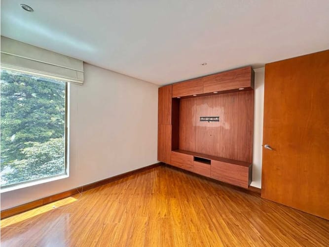 Apartamento de 3 alcobas en arriendo en Santa Barbara, Bogotá, 181 m² · foto 13 de 22
