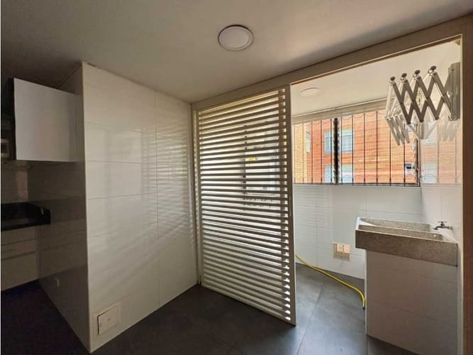 Apartamento de 3 alcobas en arriendo en Santa Barbara, Bogotá, 181 m² · foto 14 de 22