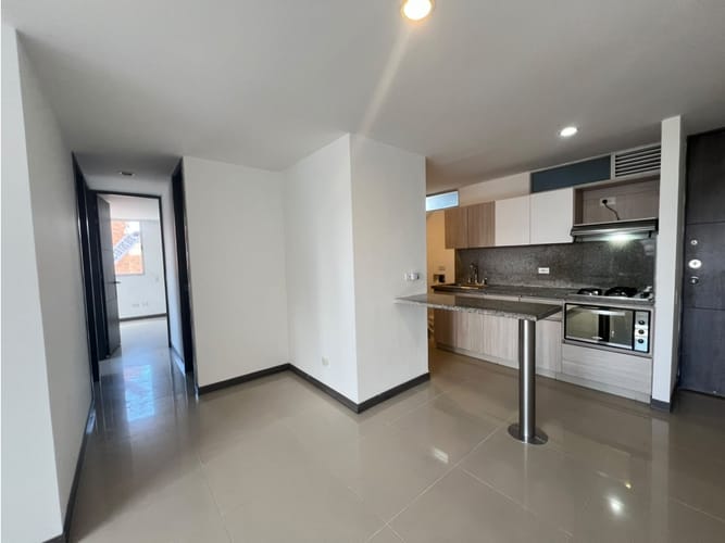 Apartamento de 3 alcobas en arriendo en Lagos De La Doctora, Sabaneta, 78 m² · foto 2 de 17