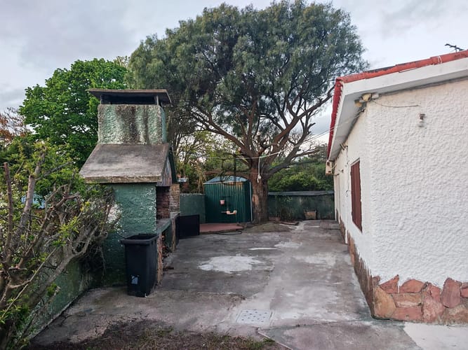 Alquiler Casa 3 Dormitorios Solymar Gran Jardin y Parrillero · Foto 4