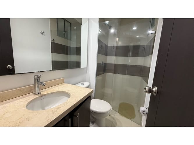 Apartamento de 3 alcobas en arriendo en La Flora, Cali, 75 m² · foto 8 de 24