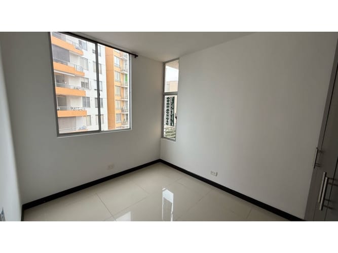 Apartamento de 3 alcobas en arriendo en La Flora, Cali, 75 m² · foto 10 de 24