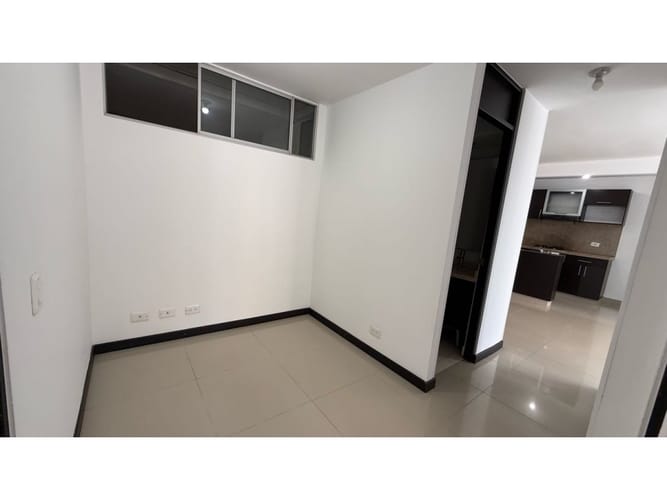 Apartamento de 3 alcobas en arriendo en La Flora, Cali, 75 m² · foto 12 de 24