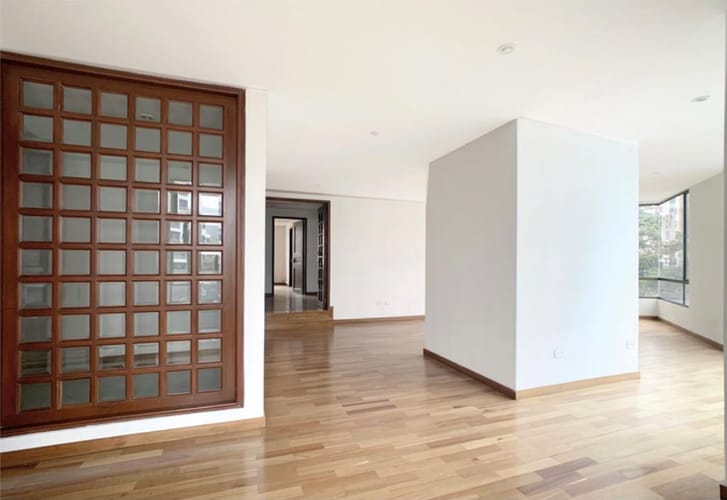 Apartamento de 3 alcobas en venta en Santa Barbara Oriental, Bogotá, 180 m² · foto 4 de 10