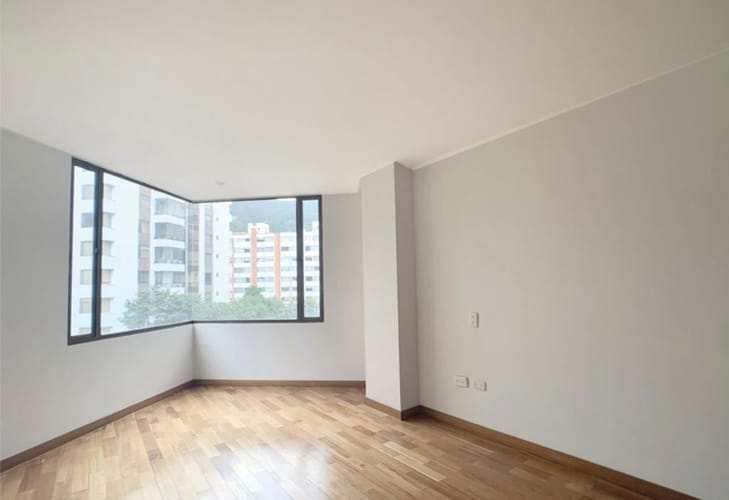 Apartamento de 3 alcobas en venta en Santa Barbara Oriental, Bogotá, 180 m² · foto 10 de 10