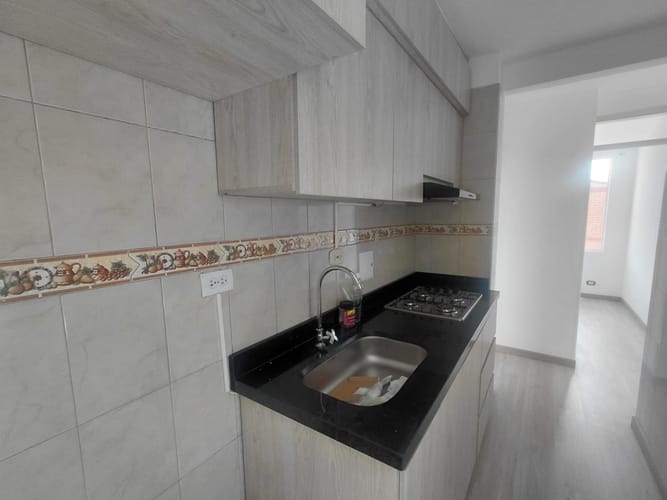 Apartamento de 3 alcobas en arriendo en Santa Rosita, Bogotá, 52 m² · foto 8 de 11