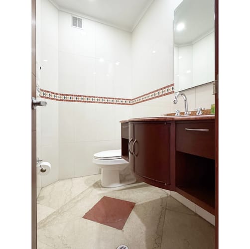 Apartamento de 4 alcobas en venta en Chicó Navarra, Bogotá, 218 m² · foto 7 de 18