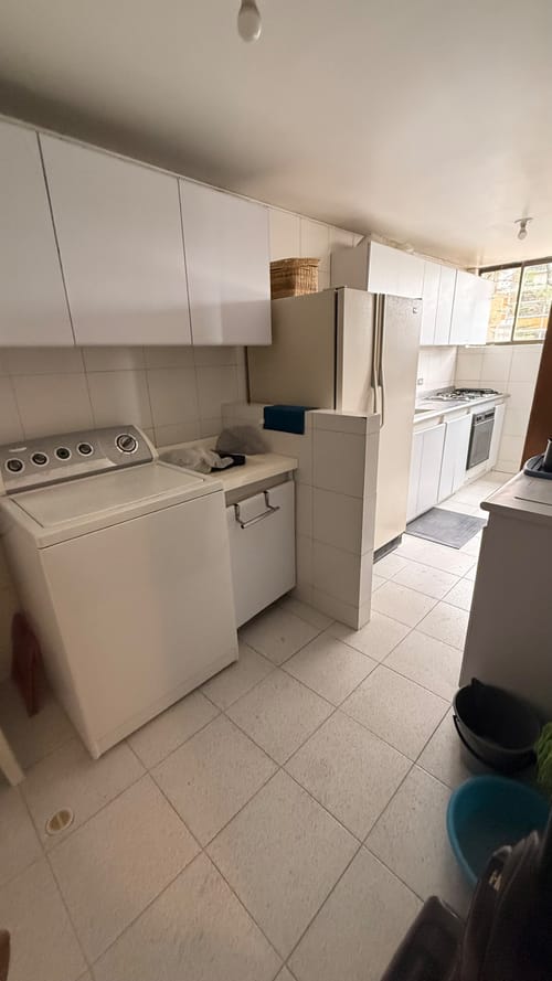 Apartamento de 3 alcobas en venta en Chico Norte, Bogotá, 146 m² · foto 6 de 19